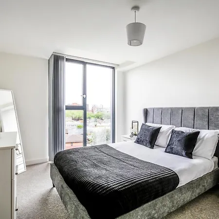Excellent City Centre Apartment With Juliet Balcony By Bold Apartments Liverpool Exterior photo