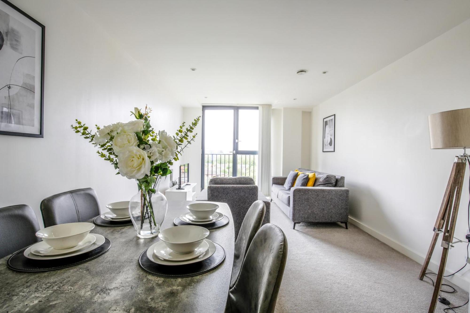 Apartment Excellent Centre With Juliet Balcony By Bold Liverpool